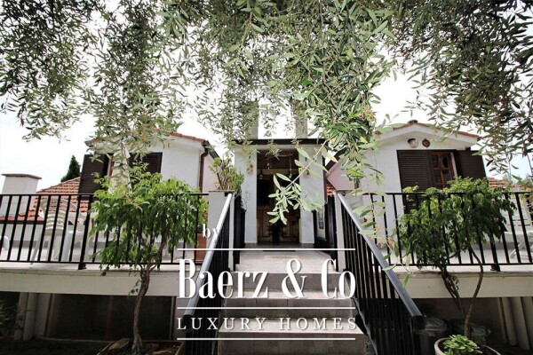 photo 1 Villa for sale 350 m²