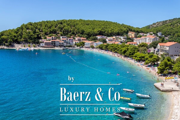 photo 5 Drvenik, Makarska Riviera - multi-apartment house in the first row to the sea