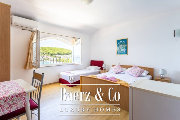 photo 12 Drvenik, Makarska Riviera - multi-apartment house in the first row to the sea