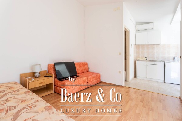 photo 16 Drvenik, Makarska Riviera - multi-apartment house in the first row to the sea