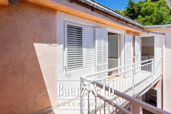 photo 18 Drvenik, Makarska Riviera - multi-apartment house in the first row to the sea