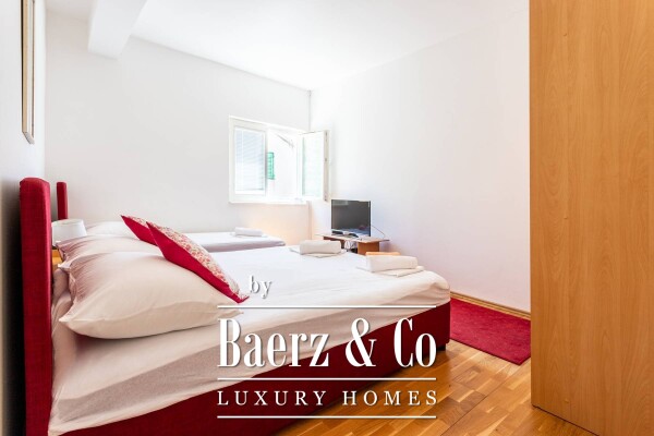 photo 19 Drvenik, Makarska Riviera - multi-apartment house in the first row to the sea