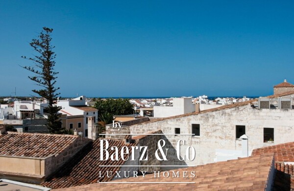 photo 23 MANSION HOUSE IN THE HEART OF THE OLD TOWN