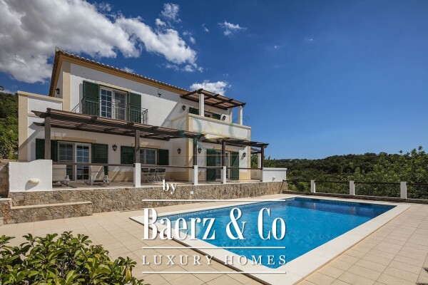 photo 17 Beautiful luxury home in Santa Bárbara de Nexe, Countryside