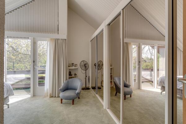 photo 25 Oud-Loosdrechtsedijk 114 b