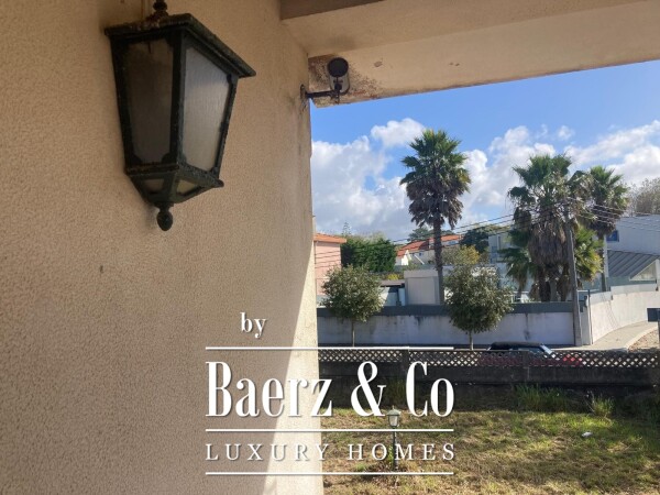 photo 2 Traditional house for restoration