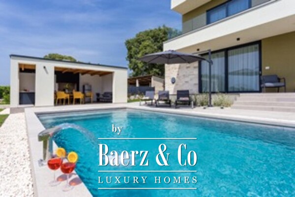 photo 2 Istria, Smoljanci - quality and modern detached house, 208 m², heated swimming pool 40 m²