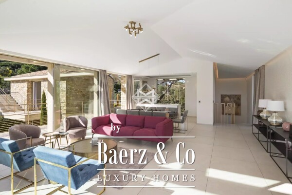 photo 8 Property in a domain with sea view at walking distance from the beach