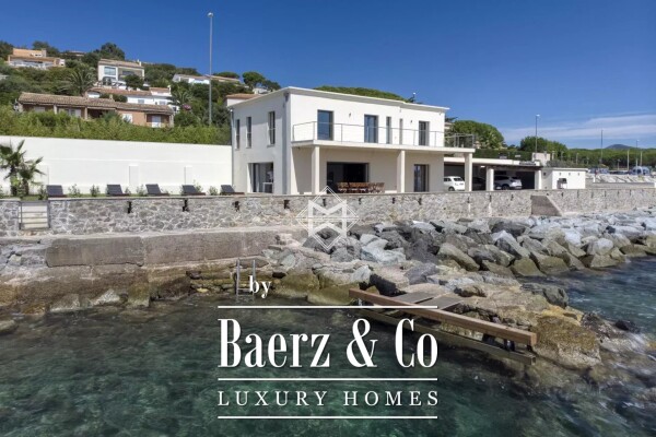 photo 3 EXCLUSIVITY Waterfront property in the center of the city