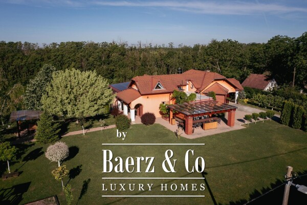 photo 16 Vinkovci, Marinci, Exclusive villa with swimming pool, 558.64 m², on a plot of land of 7270 m²