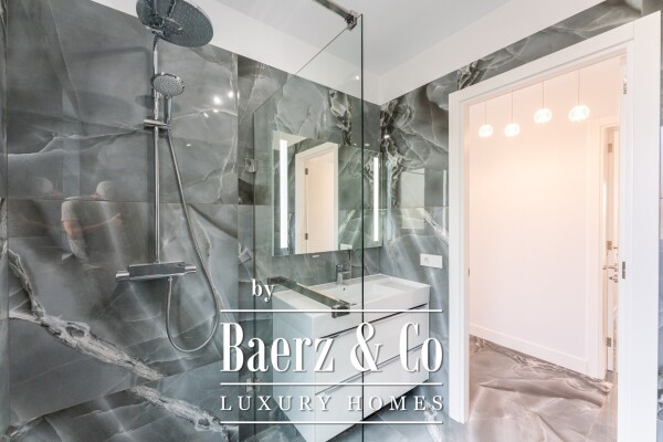 photo 21 Elegant bungalow in prestigious area.