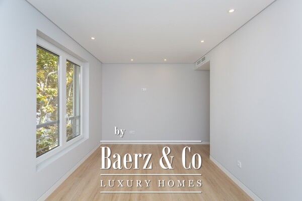 photo 7 Modern, luxury 3+1 bedroom duplex in a quiet street in Carcavelos