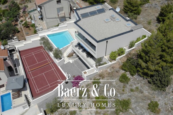 photo 33 Primošten, Bilo, beautiful villa with a swimming pool and sea view, tennis court