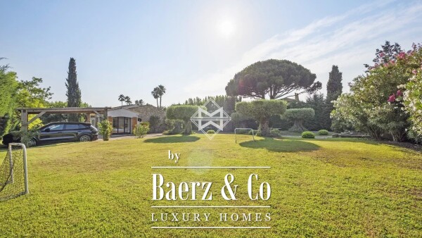 photo 4 Charming villa in a private Estate