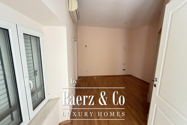 photo 8 Pula, Center- Housing Complex with two quality apartments and cafe bar, 272.02 m²