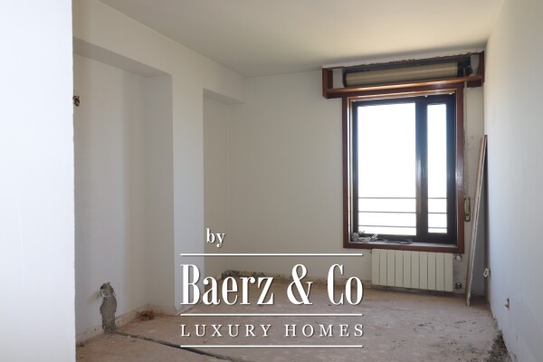 photo 8 Exclusive 5-bedroom penthouse for restoration