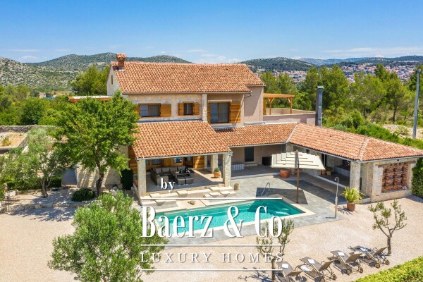 photo 1 Šibenik, Martinska, beautiful stone villa with a swimming pool, garden and playground
