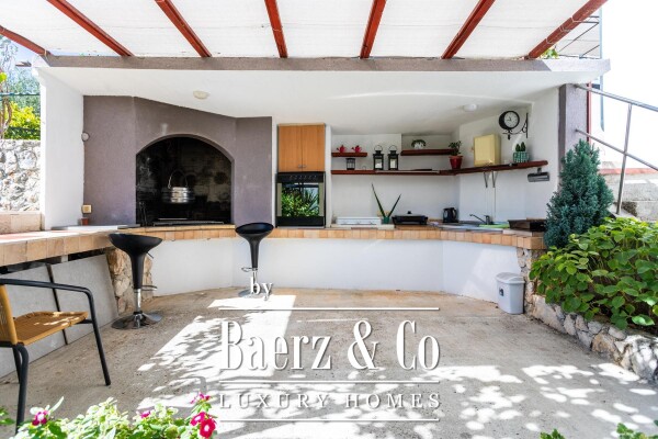 photo 33 Čiovo, Okrug Gornji, furnished house with four apartments and outdoor kitchen, 3rd row from the sea