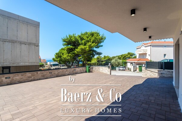 photo 22 Promajna, luxurious semi-detached house with a sea view, close to the center and the beach