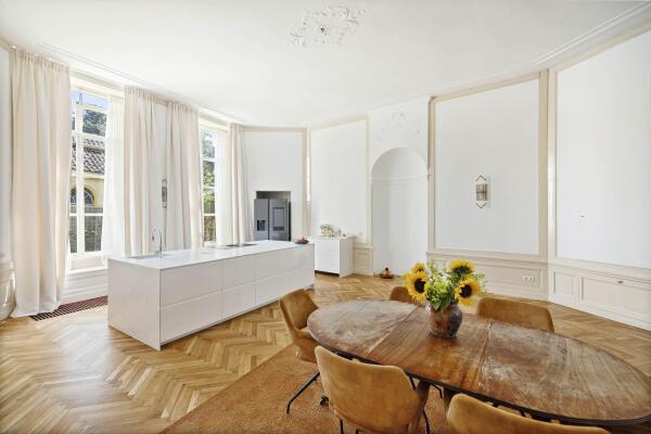 photo 20 Zaadmarkt 93