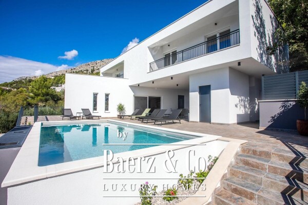 photo 5 Dugi rat, Jesenice, modern newly built villa with panoramic views