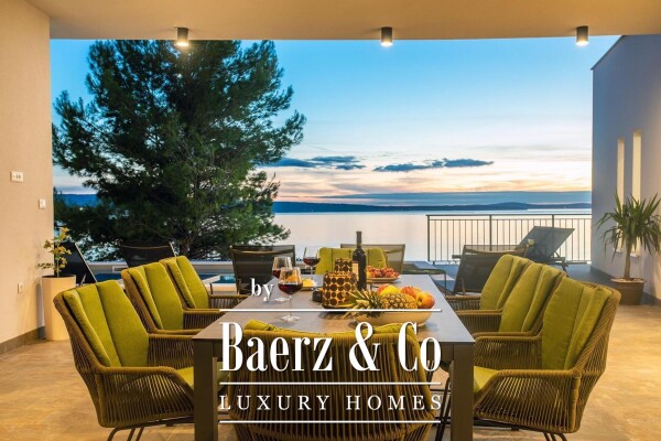 photo 12 Dugi rat, Jesenice, modern newly built villa with panoramic views