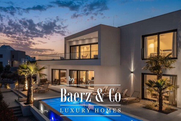 photo 2 Vodice, modern villa with a swimming pool and sea view, 332.92 m²