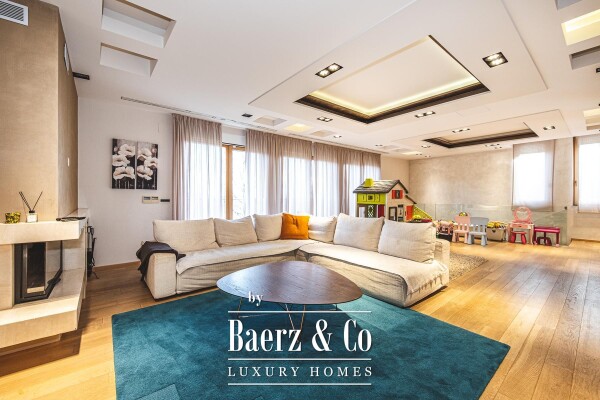 photo 2 Zagreb, Gornje Prekrižje, exclusive family villa 376 m² on a plot of 704 m²