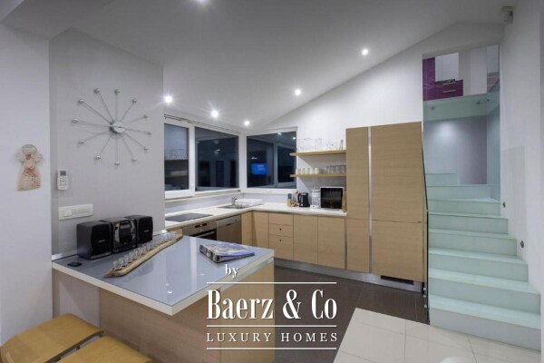 photo 11 Rogoznica, house with a swimming pool and a sea view, 352 m²