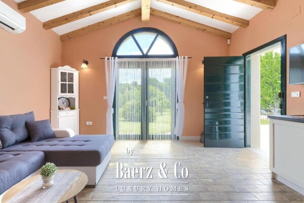 photo 23 Istria, Rovinj, a beautiful house on a large plot with a guest house and a swimming pool