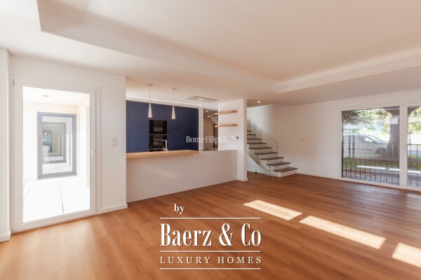 photo 14 Beautiful luxury home in Carcavelos e Parede, Parede