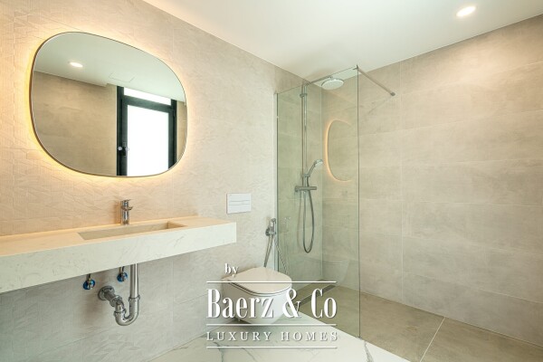 photo 16 Beautiful move in ready villa in residential area Tenerife south