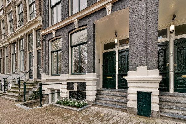 photo 4 Droogbak 7 H