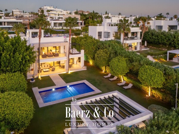 photo 2 Villa - Nueva Andalucia - Marbella - Ref: 8701