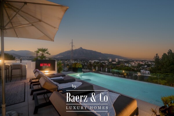 photo 15 Villa - Nueva Andalucia - Marbella - Ref: 8702